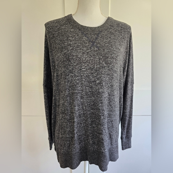 Aerie Cozy Gray Knit Sweater - Picture 1 of 8